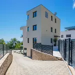 Beautiful Home In Opric With Wifi Holiday home Opric