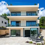 Holiday home Beautiful Home In Opric With Wifi *