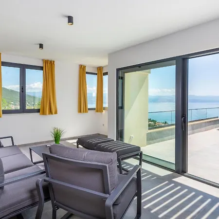 Beautiful Home In Opric With Wifi Holiday home