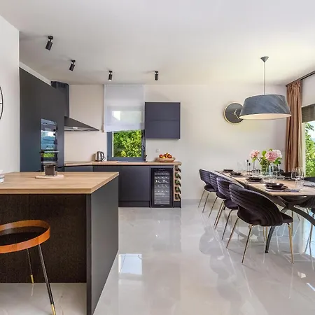 Amazing In With Kitchen * Opric