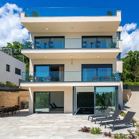 بيت للعطل Beautiful Home In Opric With Wifi *