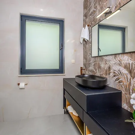Amazing In With Kitchen *